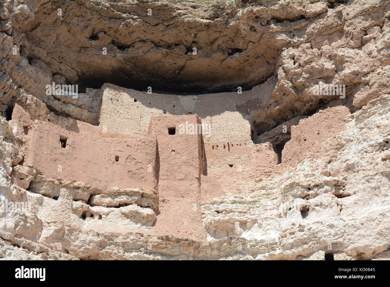 Montezuma Castle - native american Cliff dwelling Ruinen Stockfoto