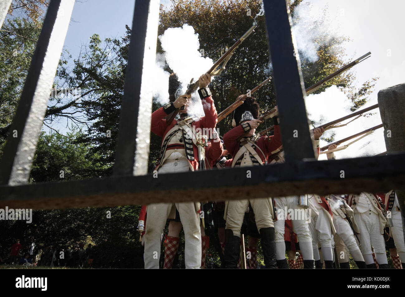 Revolutionären Krieg Re-enactors an jährlichen Schlacht von Germantown reenactment Nehmen auf dem Gelände der Cliveden, im Nordwesten Philadelphia, PA Stockfoto