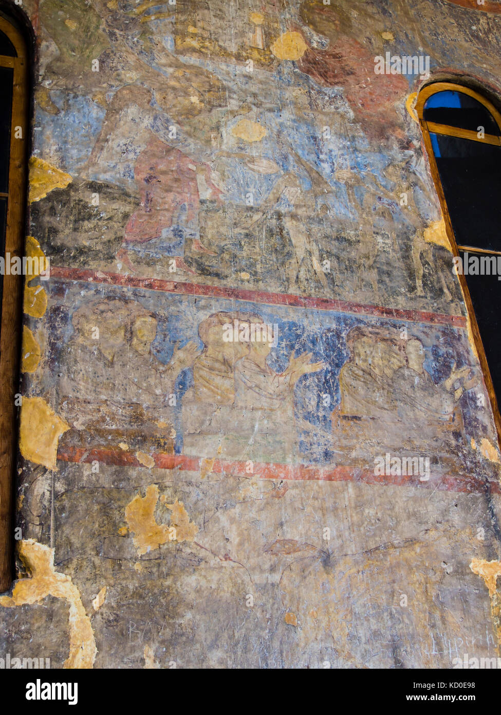 Die höhle Klosteranlage von Georgien Vardzia im Süden, Blick auf die bunten religiösen Fresken in Höhle Kirche Stockfoto