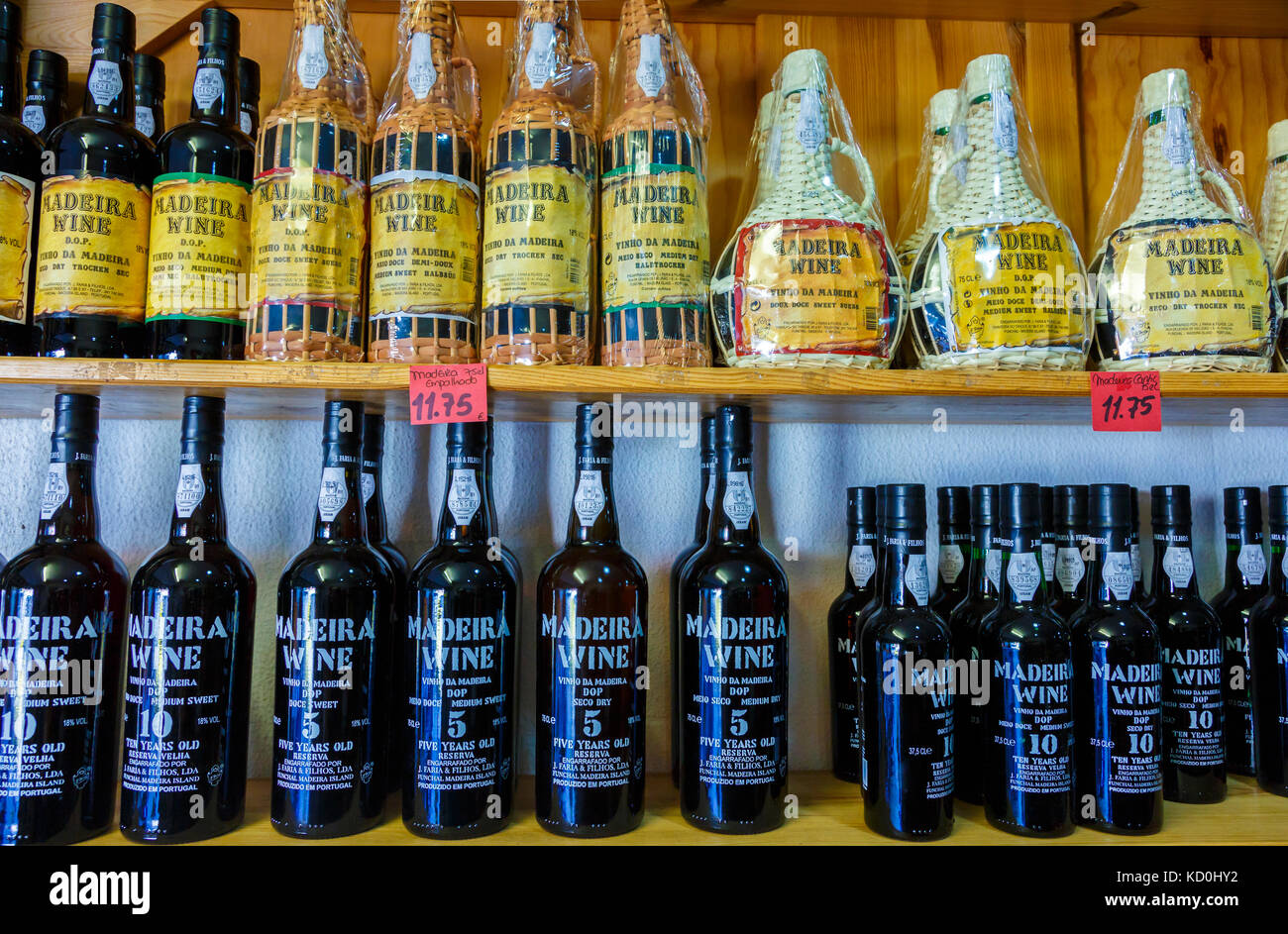 Madeira Weine in einem Shop. Stockfoto