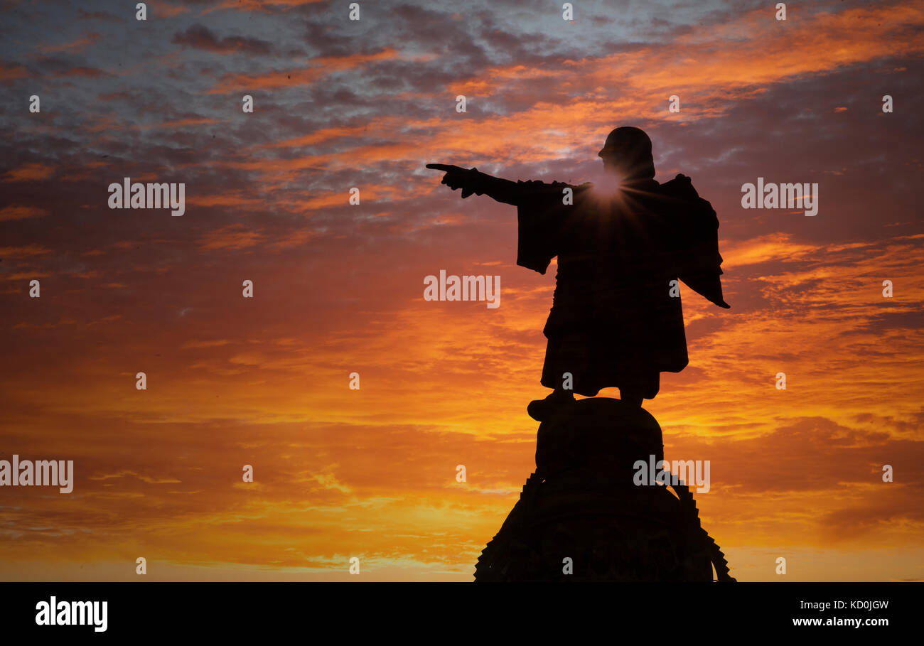 Silhouette zeigen Statue bei Sonnenuntergang, Barcelona, Katalonien, Spanien, Europa Stockfoto