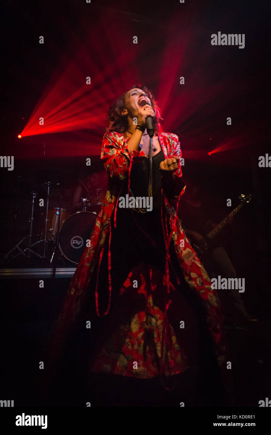 Mailand, Italien. 6. Oktober 2017. Rock Sänger Almeria an der Legende Club durchführen. Brambilla Simone Fotografie leben Nachrichten Stockfoto