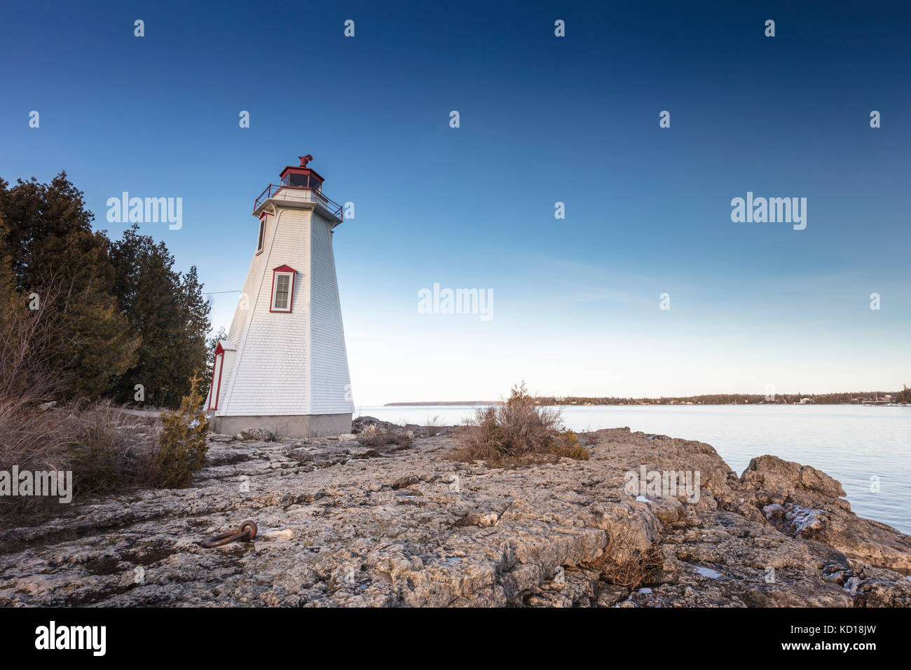 Große Badewanne Lighthouse Point in fathom five National Marine Park, Ontario, Kanada Stockfoto