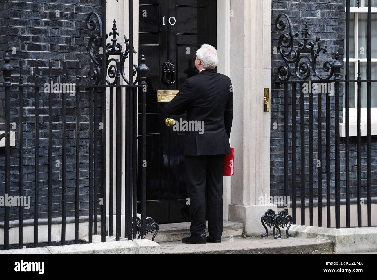 Brexit-Sekretär David Davis kommt vor einer Sitzung des Business Advisory Council in der Downing Street 10 an. Stockfoto