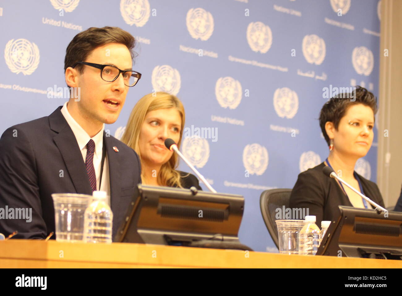 Uno, New York, USA. 9. Okt. 2017. Friedensnobelpreisträger internationale Kampagne zur Abschaffung von Atomwaffen (ICAN) Führer drücken Sie auf un-informierte, auf Nordkorea, Iran, usa. Credit: Matthew Russell Lee/alamy leben Nachrichten Stockfoto