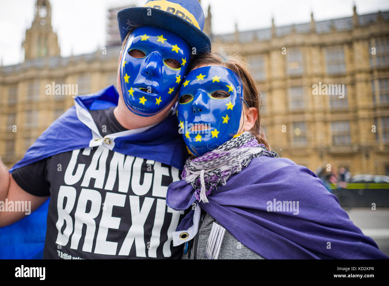 Westminster, Großbritannien. 9. Okt. 2017. Der Stand von Defiance Europäer Bewegung sodem protestierte in Westminster heute, wo der britische Premierminister theresa Unterhaus aktualisiert wurde, kann auf die Inhalte ihrer Florenz Rede im letzten Monat und der Stand der Verhandlungen mit der EU, die in Brüssel fortgesetzt haben. Credit: Velaren Grant/zuma Draht/alamy leben Nachrichten Stockfoto