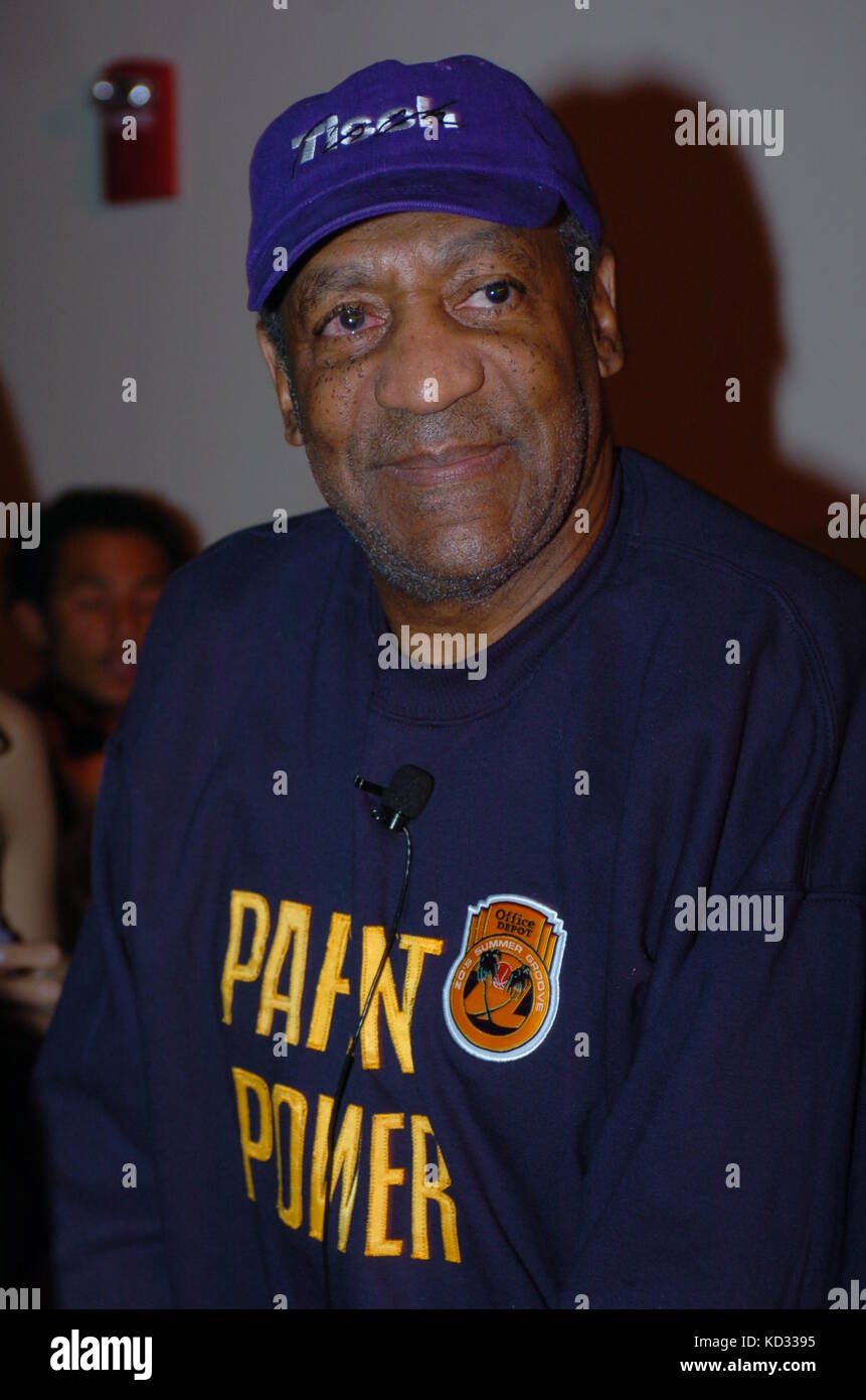 MIAMI - 2004: Bill Cosby bei der NV-Sommer Groove im Parrot Jungle in Miami Beach, Florida, Leute: Bill Cosby Getriebe Ref: FLXX Hoo-Me.com/MediaPunch Stockfoto