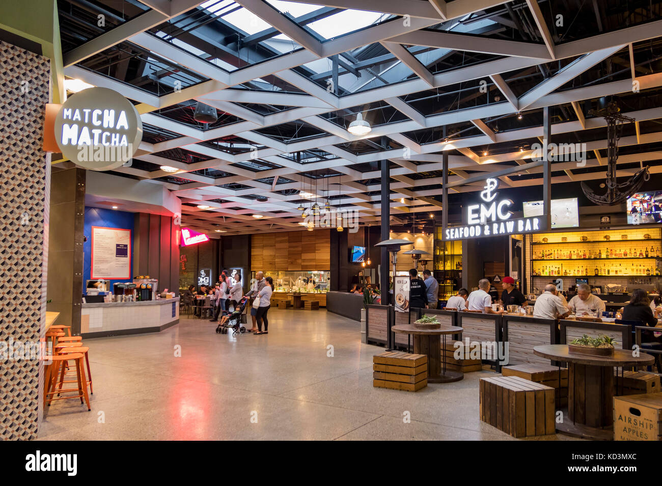 Los Angeles County, 20. September: Viele Restaurants im Food Court am 20. September 2017 in der Arcadia Mall, Los Angeles County, Kalifornien, USA Stockfoto