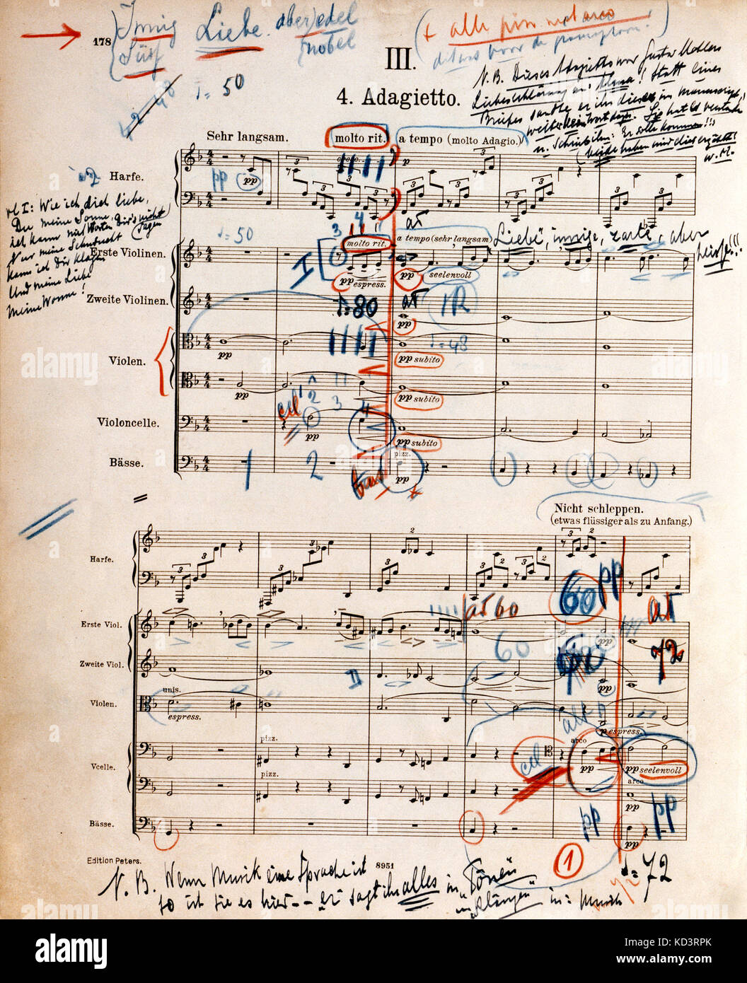 Gedruckte Partitur von Mahlers 5. Sinfonie - adagietto Die erste Seite mit umfangreichen Markierungen Willem Mengelberg in Rot und Blau. Dirigent des Concertgebouw Orchestra, Amsterdam, Premiere einige Gustav Mahler und Richard Strauss Kompositionen Stockfoto