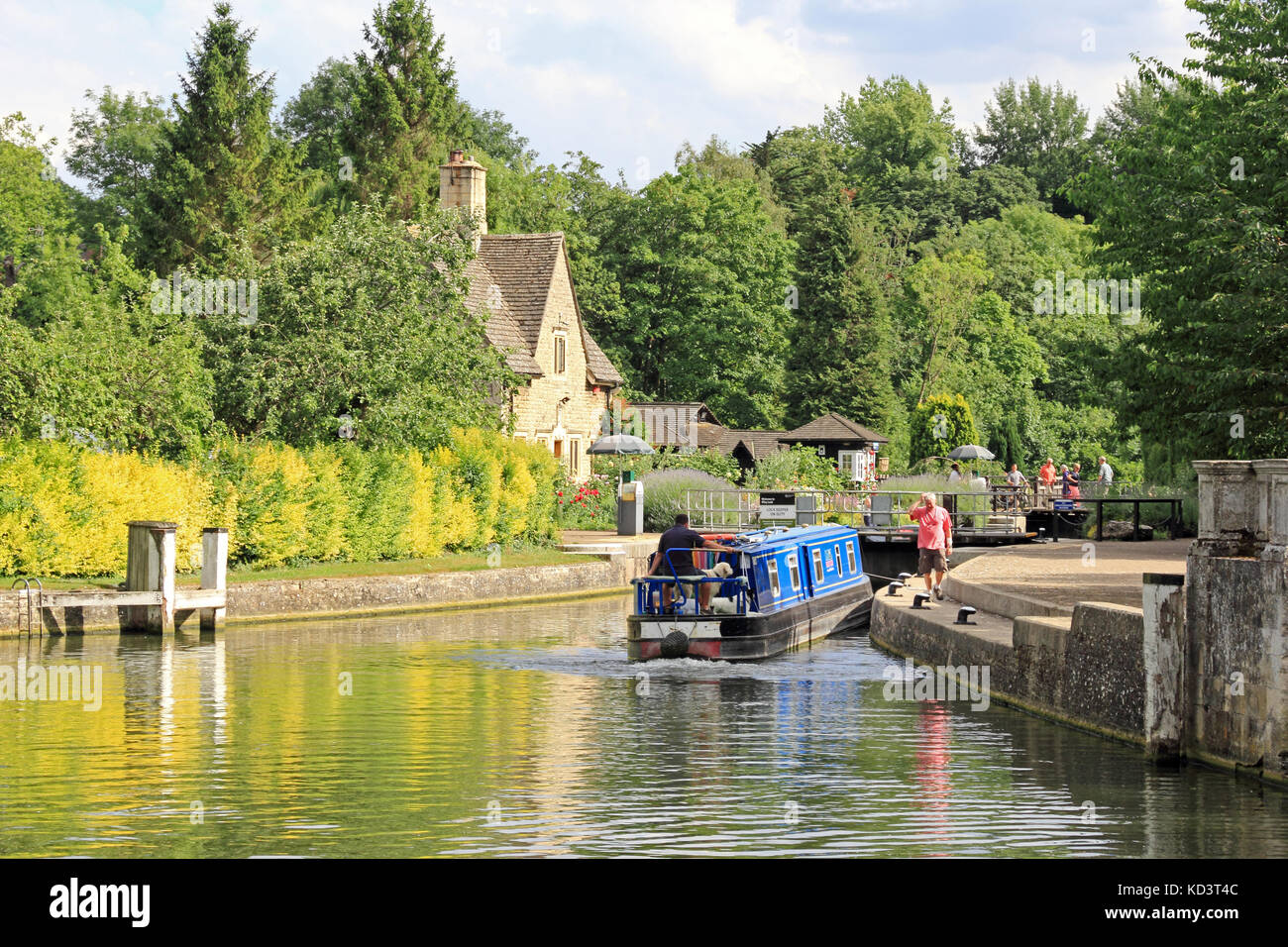 15-04 Eingabe Iffley Lock auf der Themse, Oxford, Großbritannien Stockfoto