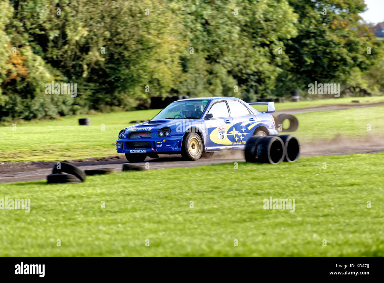 Ab Werk Tommy Makinen Subaru Impreza S8 WM-Rallye Auto(TM 02 SSS) in Castle Combe Rallyday 2017. Stockfoto
