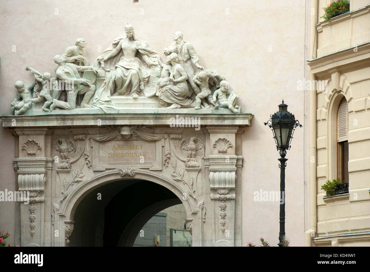 Ungarn, Westungarn, Sopron, Tor-im Feuerturm (Hösegkapu) Stockfoto
