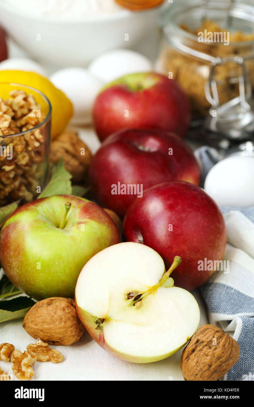 Zutaten für Backen und Muttern Apple Pie Stockfoto