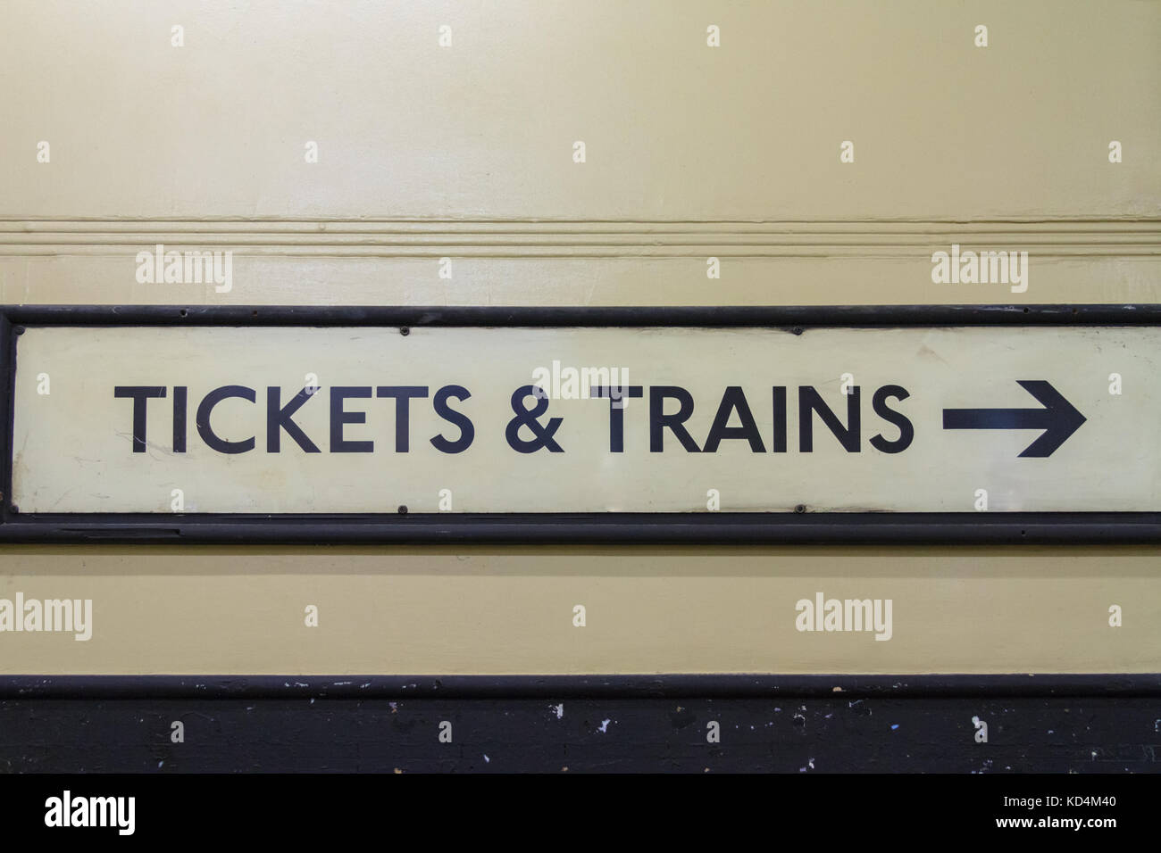 Tickets und Züge, Vintage alte U-Bahn, U-Bahn station Aldwych, London Stockfoto