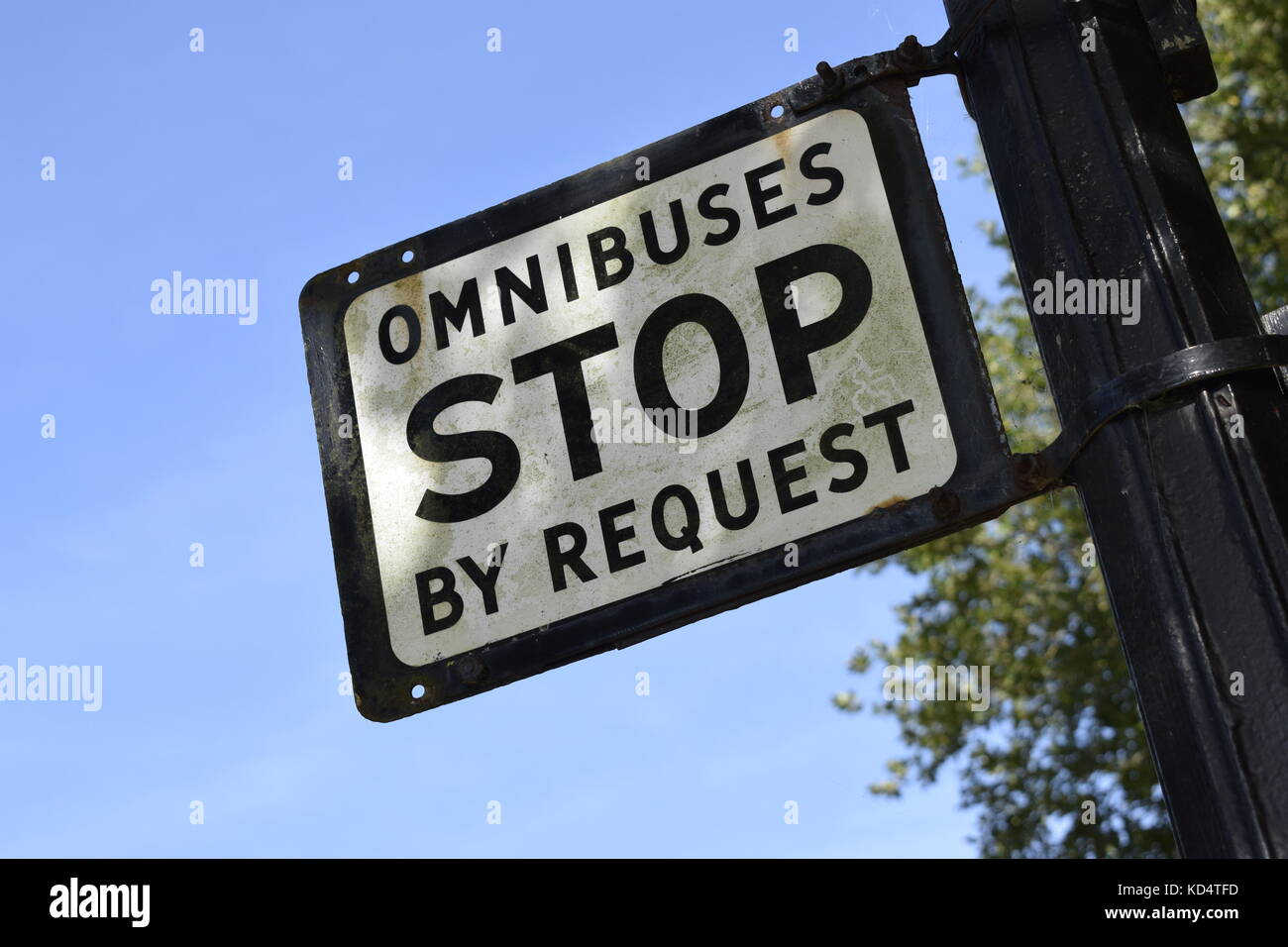 Vintage British Bus stop-Schild Stockfoto