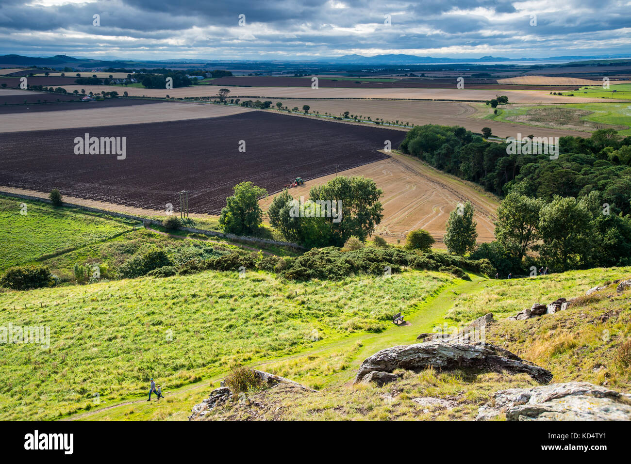 Ländliche Landschaft von North Berwick Gesetz in Schottland gesehen, East Lothian Stockfoto