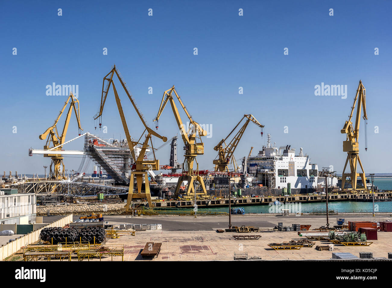 Navantia Schiff Umbau und Restaurierung Yard in Cádiz Stockfoto