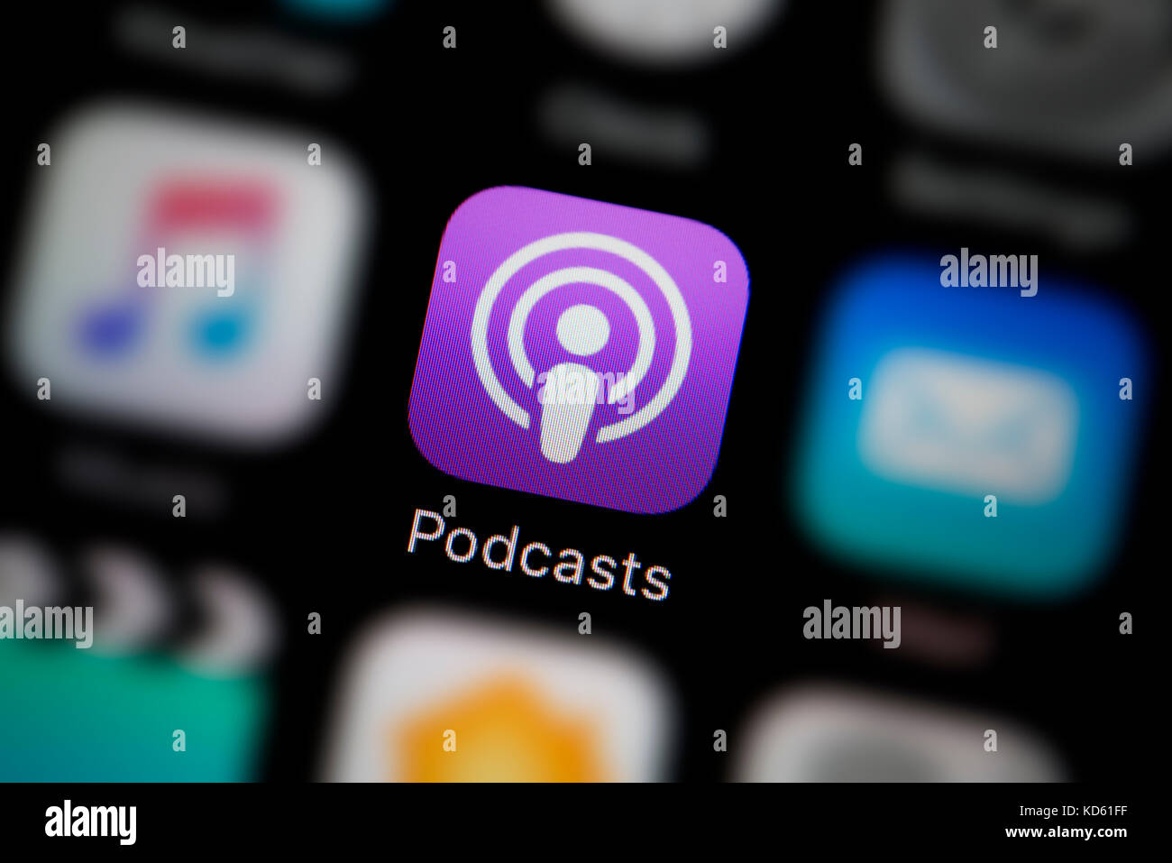 Eine Nahaufnahme der Podcasts App, wie auf dem Bildschirm eines Apple iPhone (nur redaktionelle Nutzung) Stockfoto