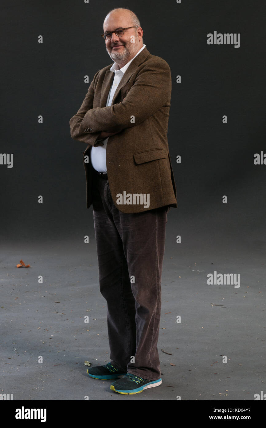 Serbisch - amerikanische Ökonom Branko Milanovic besucht einen Fotoauftrag während des Edinburgh International Book Festival im August 2017 in Edinburgh, scotlan Stockfoto