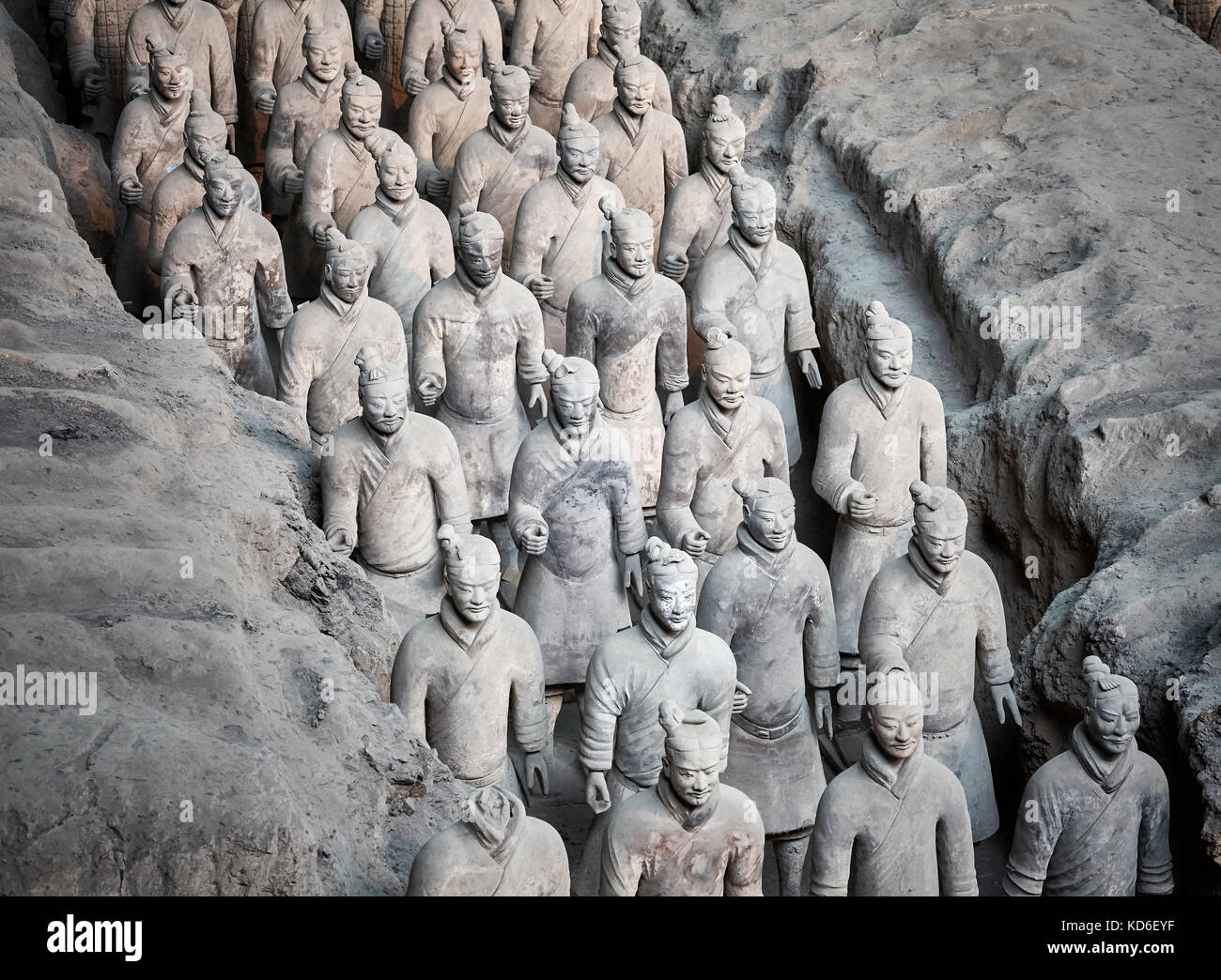 Xian, China - Oktober 4, 2017: Terrakotta Armee Krieger. Drei Gruben enthalten mehr als 8000 Soldaten. Stockfoto