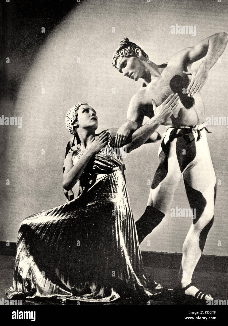 Debussy's "L'après-midi d'un faune" mit Igor Youskevitch und Lubov Rostova. Libretto und die Choreographie von Nijinsky. Erste Performance, 29 Mai 1912, théâtr Du Chatelet, Paris. Der französische Komponist (1862-1918). Stockfoto