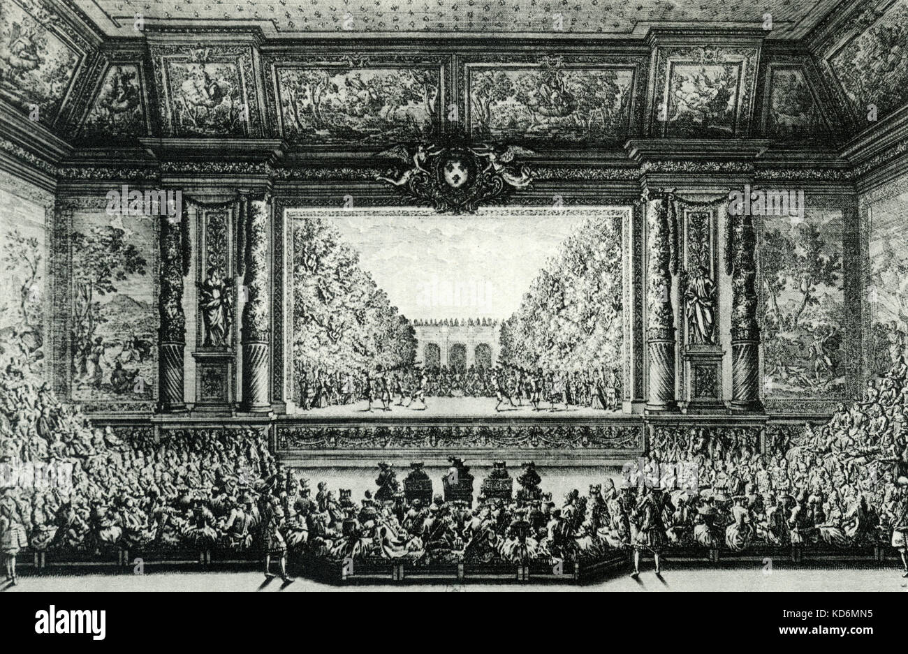Von Jean Baptiste Lully Oper "Fêtes de l'Amour Et de Bacchus' in Versailles im Jahre 1678 durchgeführt. Gravur von dem französischen Künstler Le Pautre übersicht Theater, Orchestergraben, Künstler und Publikum. 'Grenzüb ergreifend e Komponist, 1632-1687. Frühe Opernaufführung. Stockfoto