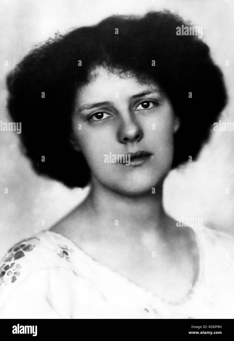 Beatrice Harrison, 16 Jahre alt. Englisch Cellist, 9. Dezember 1892 - vom 10. März 1965. Harrison's Schwester Vertrauen Stockfoto
