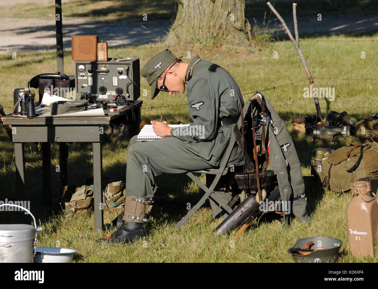 Ypsilanti, Michigan - August 9, 2008: Weltkrieg Geschichte Enthusiasten Militärlager Leben während des Krieges neu. Die Veranstaltung jedes Jahr erfolgt, Stockfoto