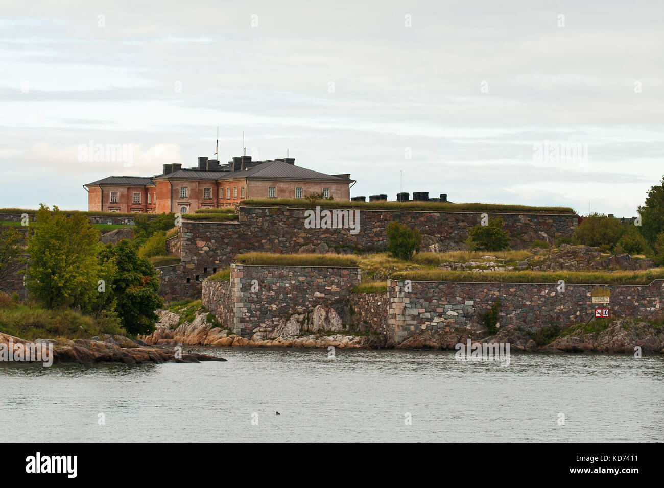 Festung Suomenlinna in Helsinki, ein historischer Ort, große Verteidigungsanlagen Stockfoto