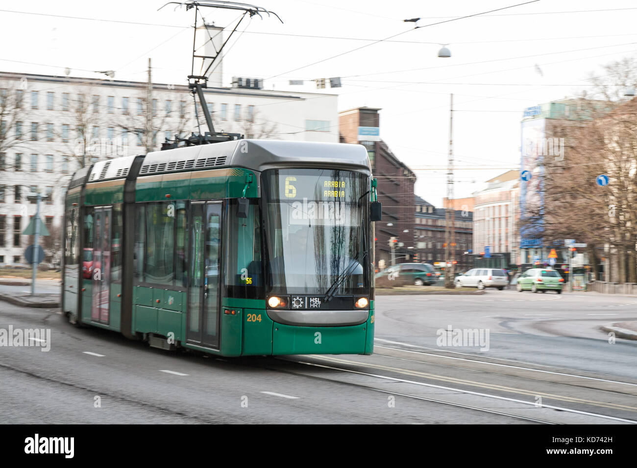 Helsinki, Finnland - Mart 31, 2012: moderne Straßenbahn auf den Straßen von Helsinki. Stockfoto