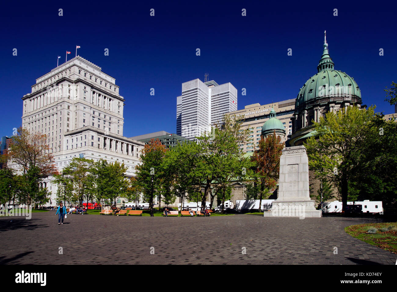 Place du Canada Square in der Innenstadt von Montreal. Stockfoto
