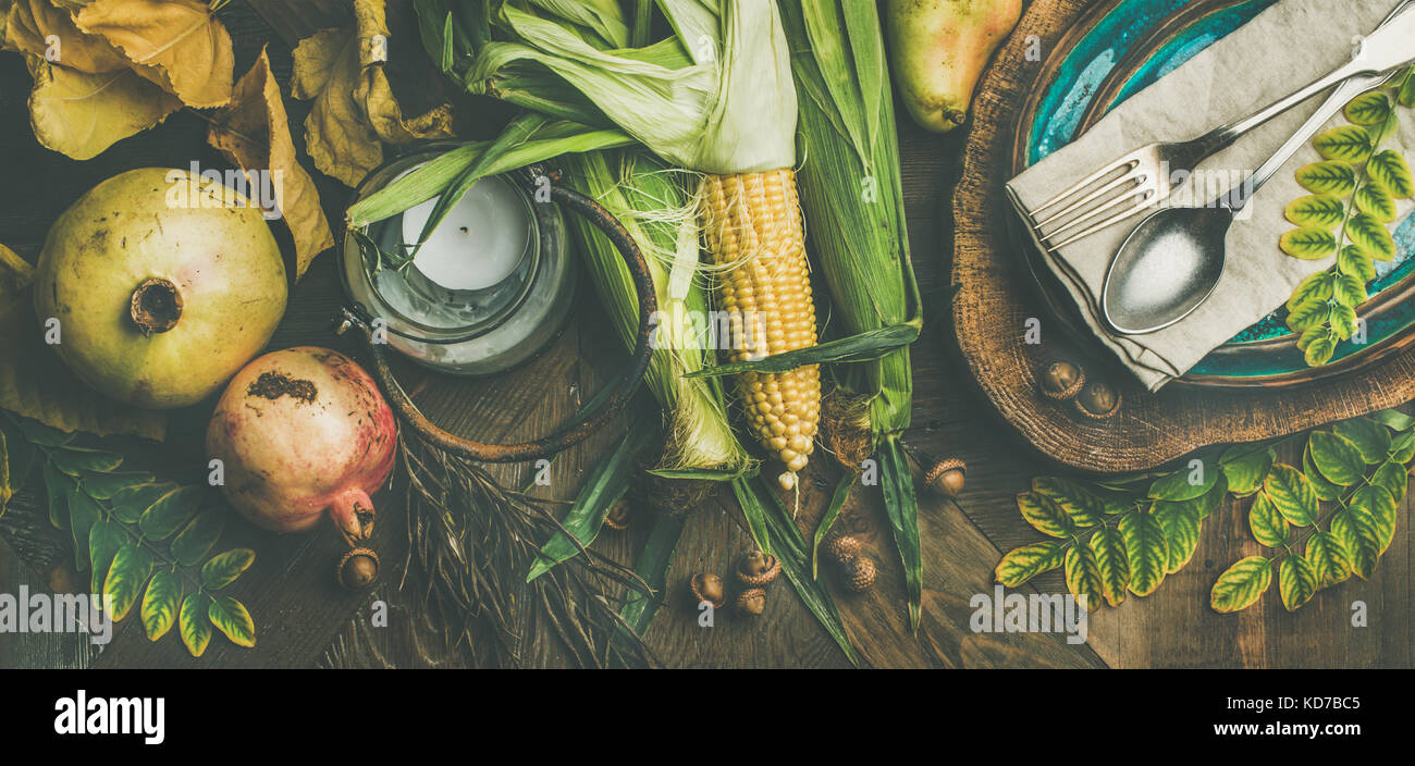 Herbst Tabelle Einstellung für Thanksgiving Day Feier Stockfoto