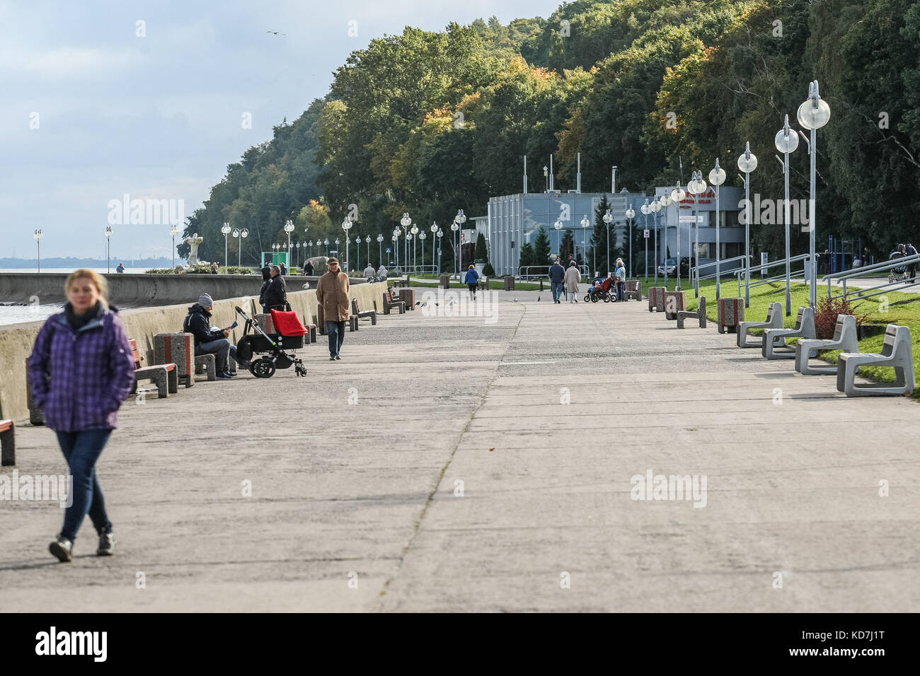 Gdynia, Polen. 10 Okt, 2017. CCTV-Kamera an der Promenade (nadmorski bulwar)  in Gdynia, Polen gesehen, am 10. Oktober 2017 Die gdynia Behörden planen,  zum Austausch und zur Modernisierung der vorhandenen Überwachungskameras  (CCTV)