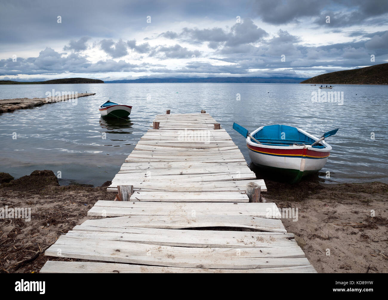 Ruderboote, Isla del Sol, Titicacasee, Boliva Stockfoto