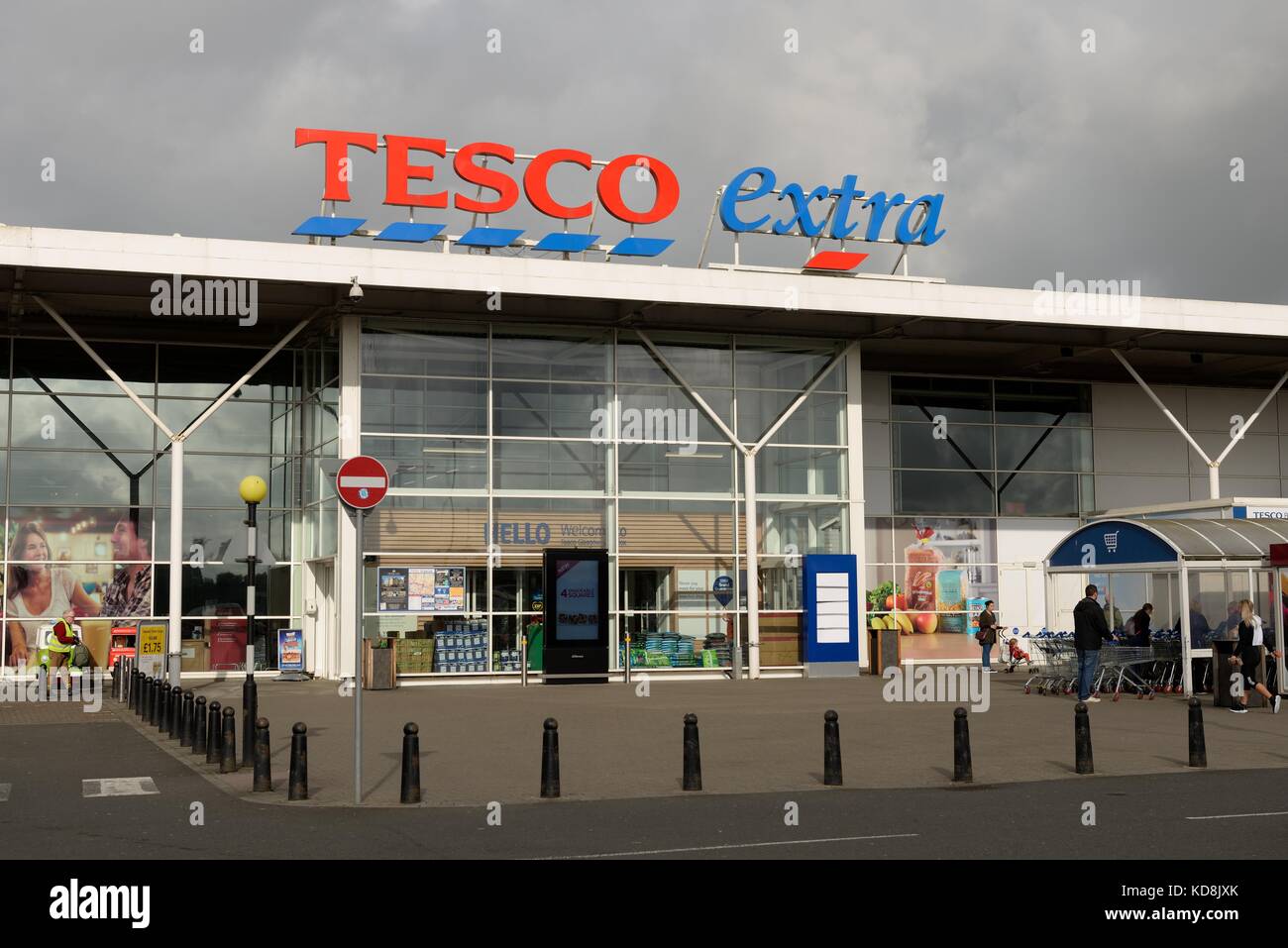 Die Tesco Extra Superstore in St. Rollox, Springburn, Glasgow, Schottland, Großbritannien Stockfoto