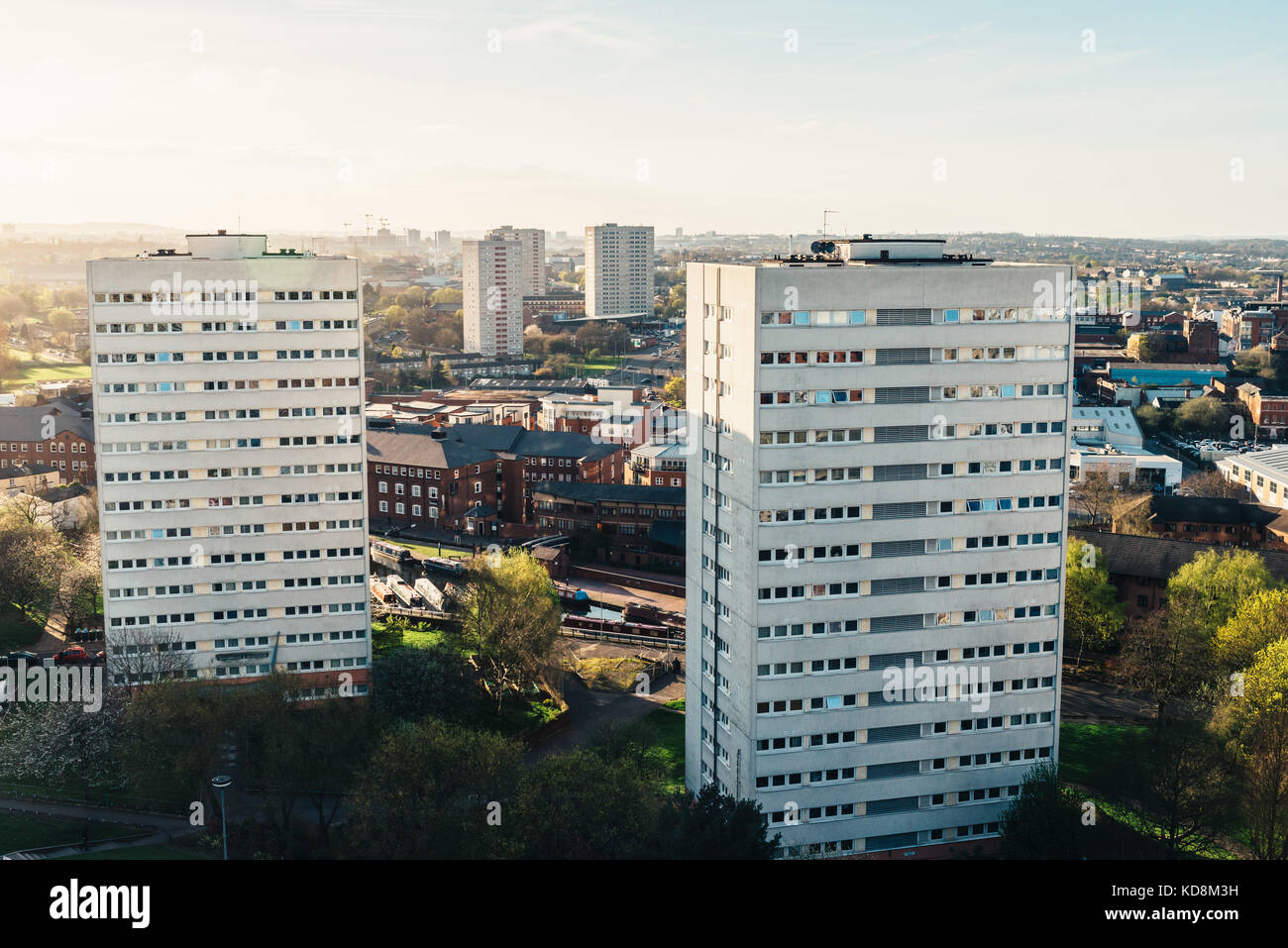 Luftbild der Altstadt von Birmingham Kanäle Neben tower Blocks