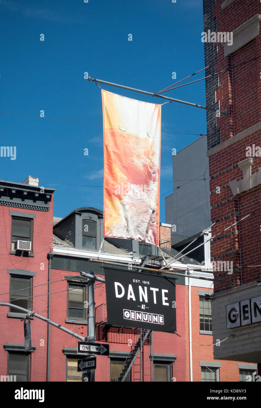 Dante im Genuine, einer Cocktailbar in Little Italy Stockfoto