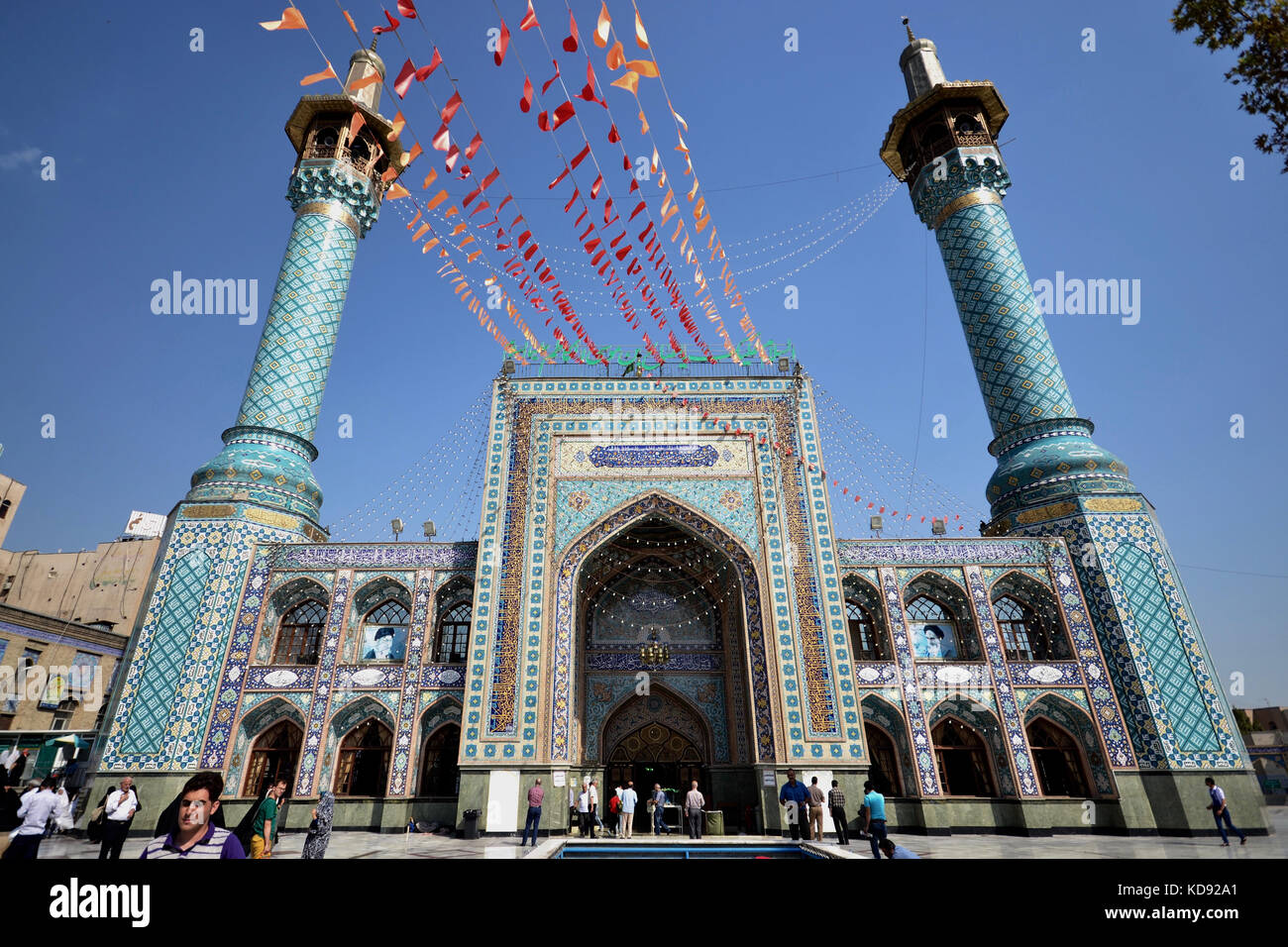 Ein Blick auf den grossen Imam oder Shah Moschee aus dem Innenhof im Grand Bazaar Stockfoto