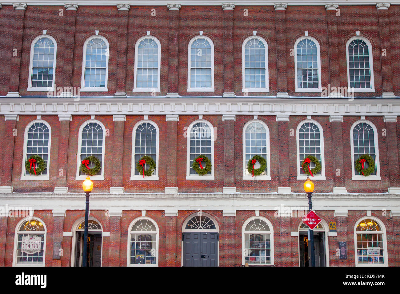 Faneuil Hall (b. 1742) an Weihnachten, Boston, Massachusetts, USA Stockfoto