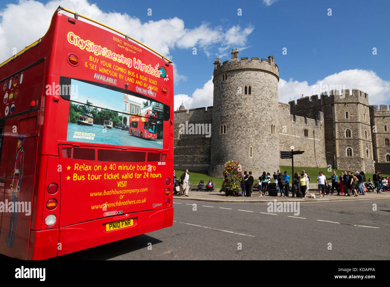 Windsor Castle und Busrundfahrt zu Sehenswürdigkeiten, Windsor, England, England Stockfoto