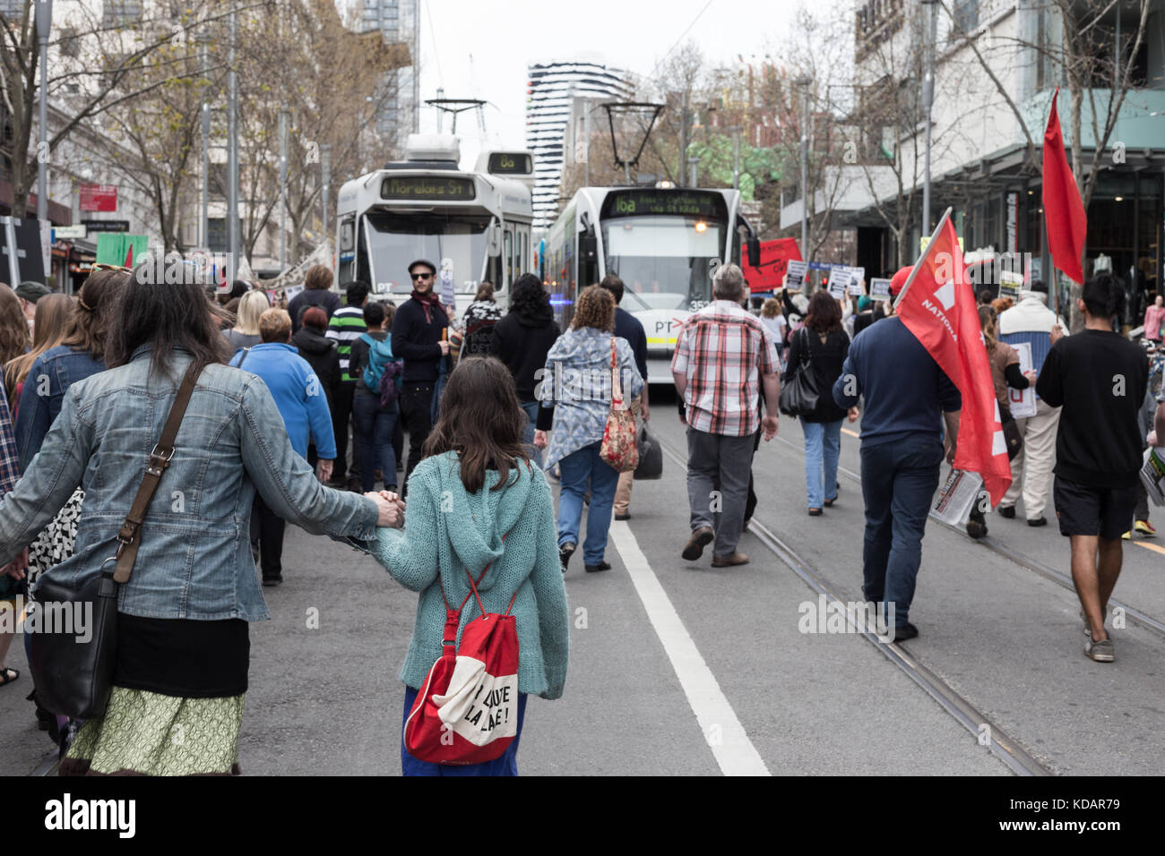 Von Europa nach Australien willkommen Flüchtlinge in Melbourne, Australien Stockfoto