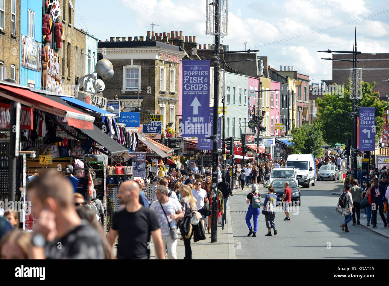 Geschäftige Camden Street, London Stockfoto