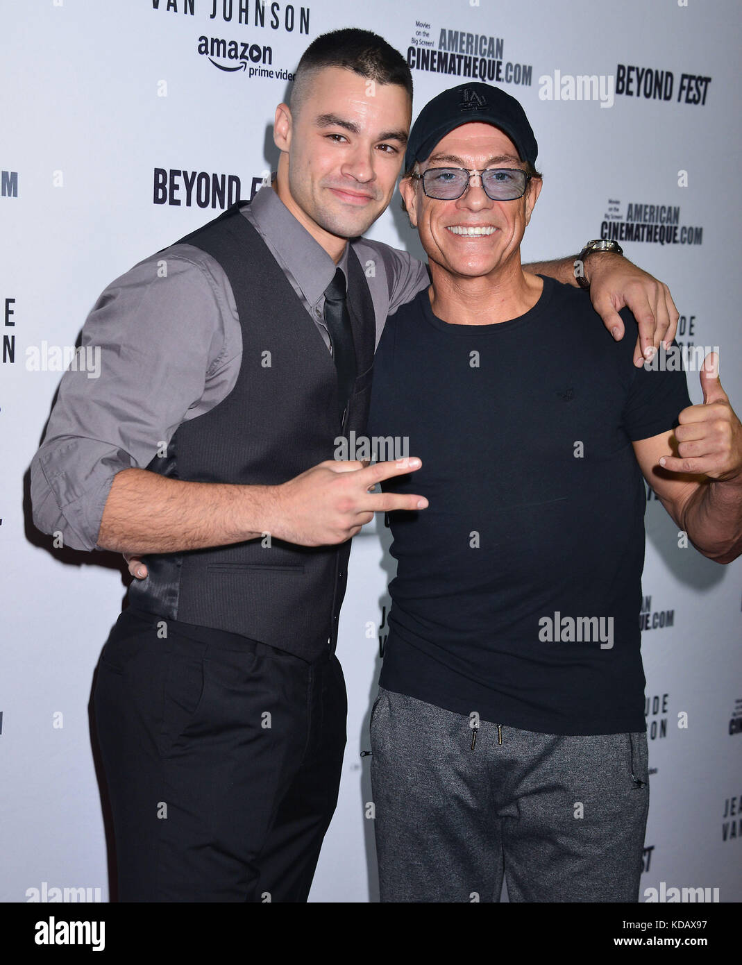 Jean Claude Van Damme, Sohn chris014 am Jean Claude Van Johnson, eine amazon Movie Premiere auf der Egyptian Theatre in Los Angeles. Oktober 9, 2017. Stockfoto