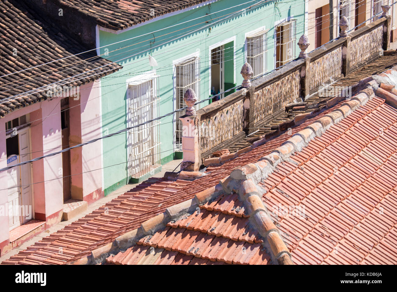 Schönen kolonialen Architektur entlang der gepflasterten Straßen von Trinidad, Kuba. Stockfoto