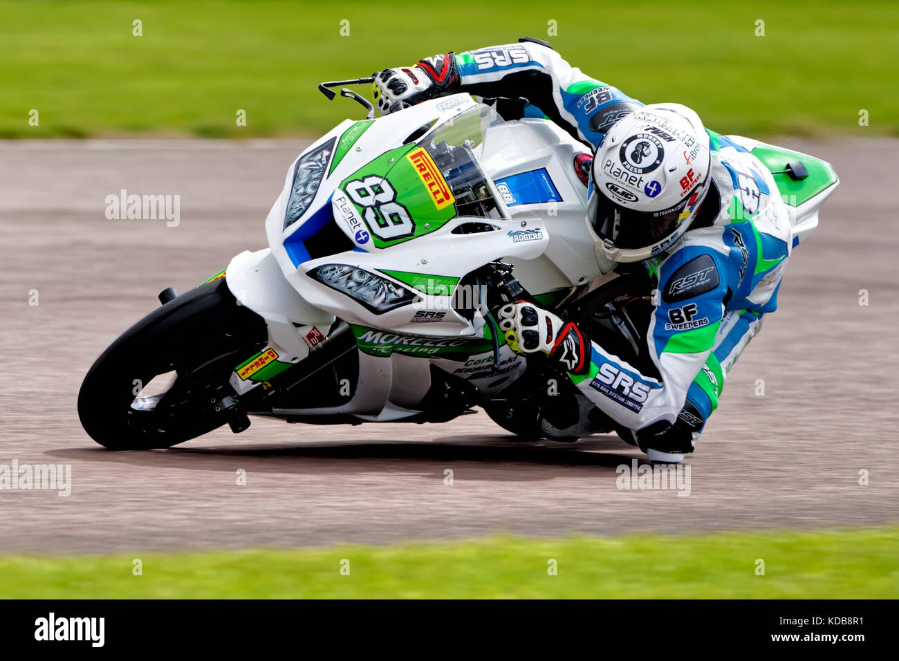 Fraser rogers Nr. 89 auf dem morello racing Kawasaki ZX-10r im Jahr 2017 Pirelli nationalen Superstock 1000 Meisterschaft in thruxton Rennstrecke, UK. Stockfoto