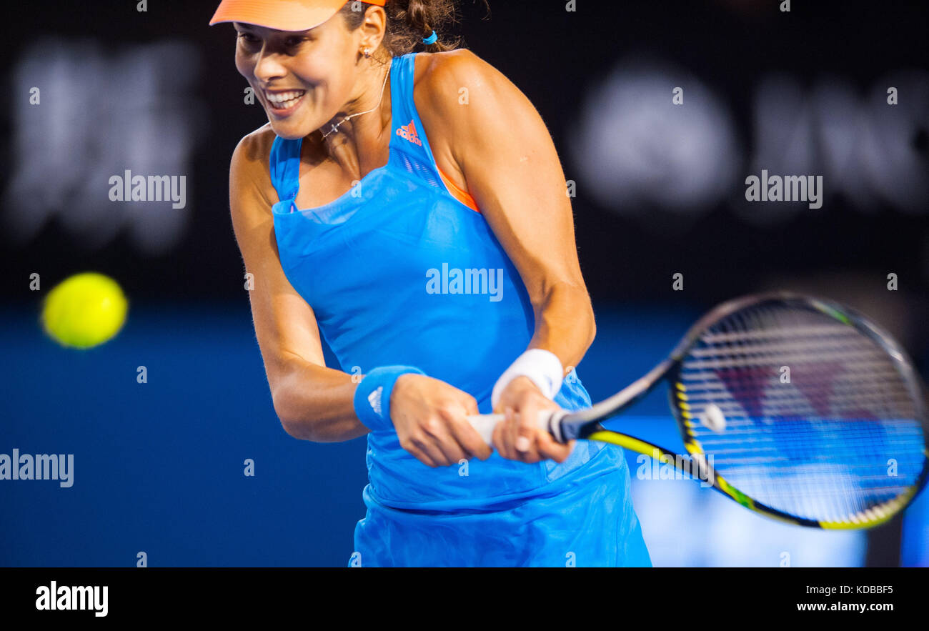 Ana Ivanovic konkurriert bei den Australian Open die Australian Open - ein Grand Slam Turnier - ist die Auftaktveranstaltung für das Tennis Kalender jährlich. Stockfoto