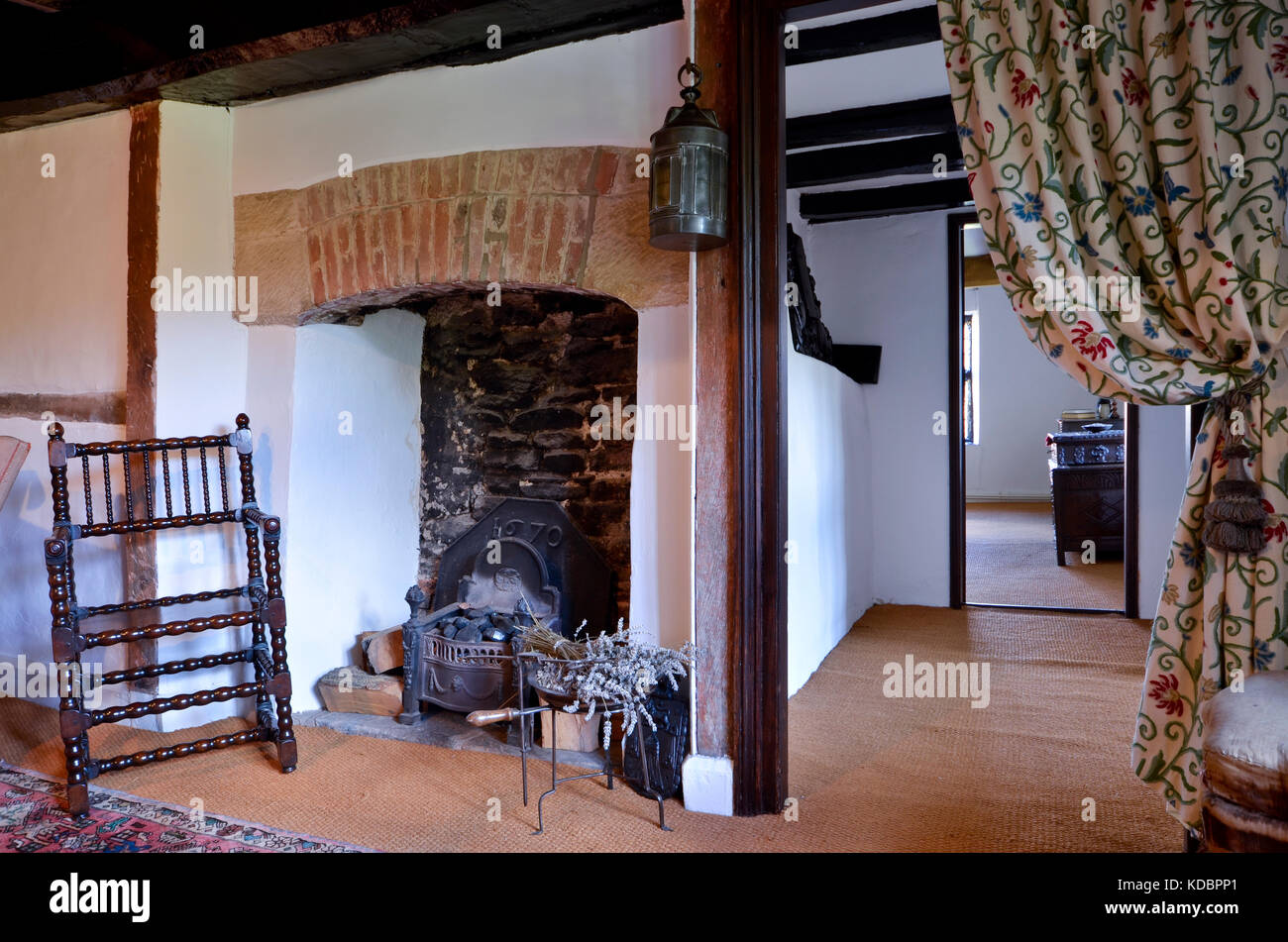 Schlafzimmer Kamin in elisabethanischen Periode Eigenschaft Stockfoto