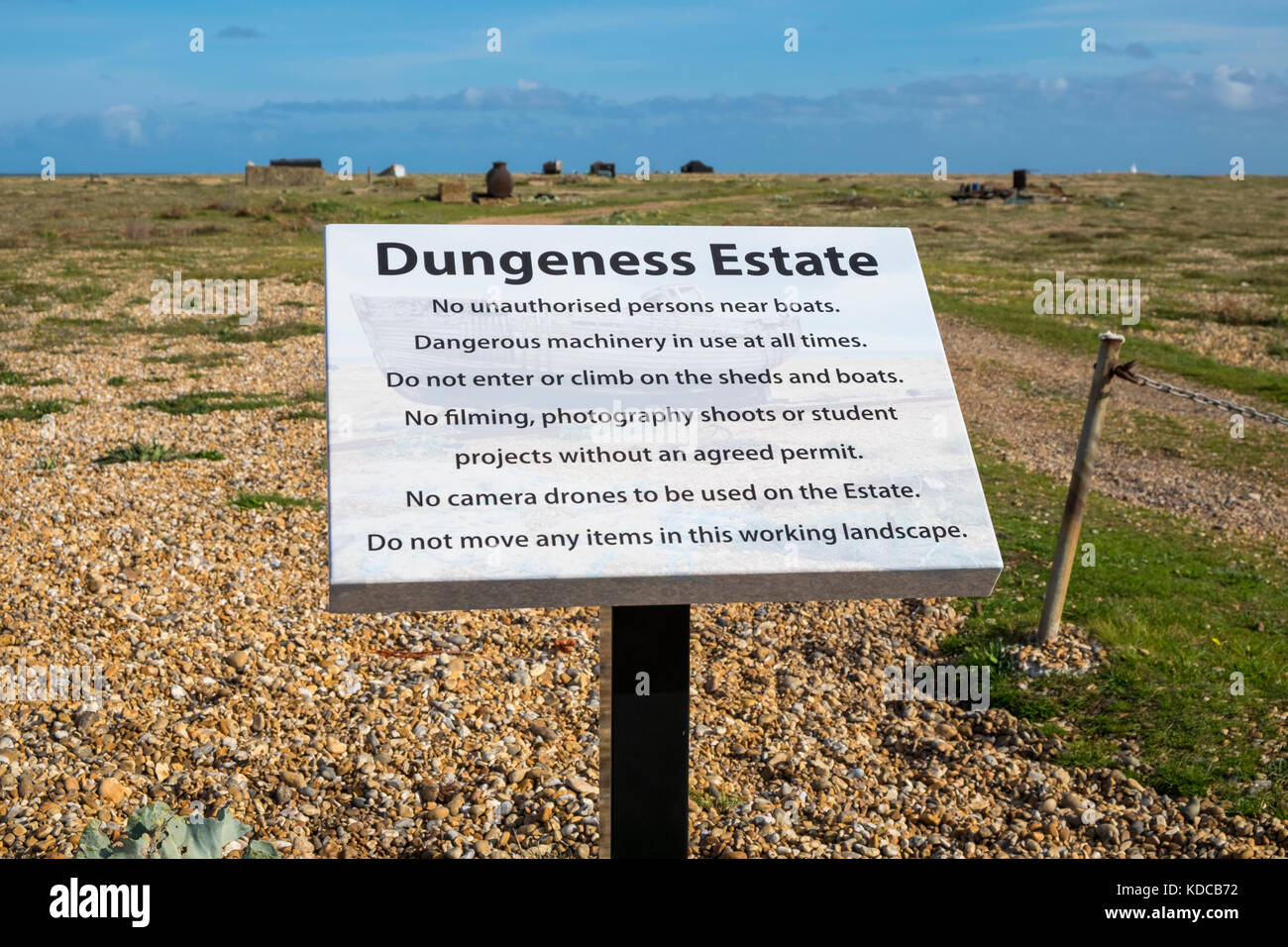 Dungeness Immobilien Warnschild, Kent, Großbritannien Stockfoto