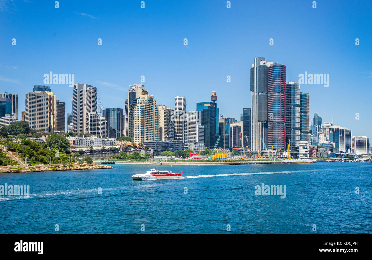 Australien, New South Wales, Sydney, Darling Harbour, Ansicht der Barangaroo finden, Nawi Bucht und die Skyline von Sydney mit der Prominent einer Internati Stockfoto