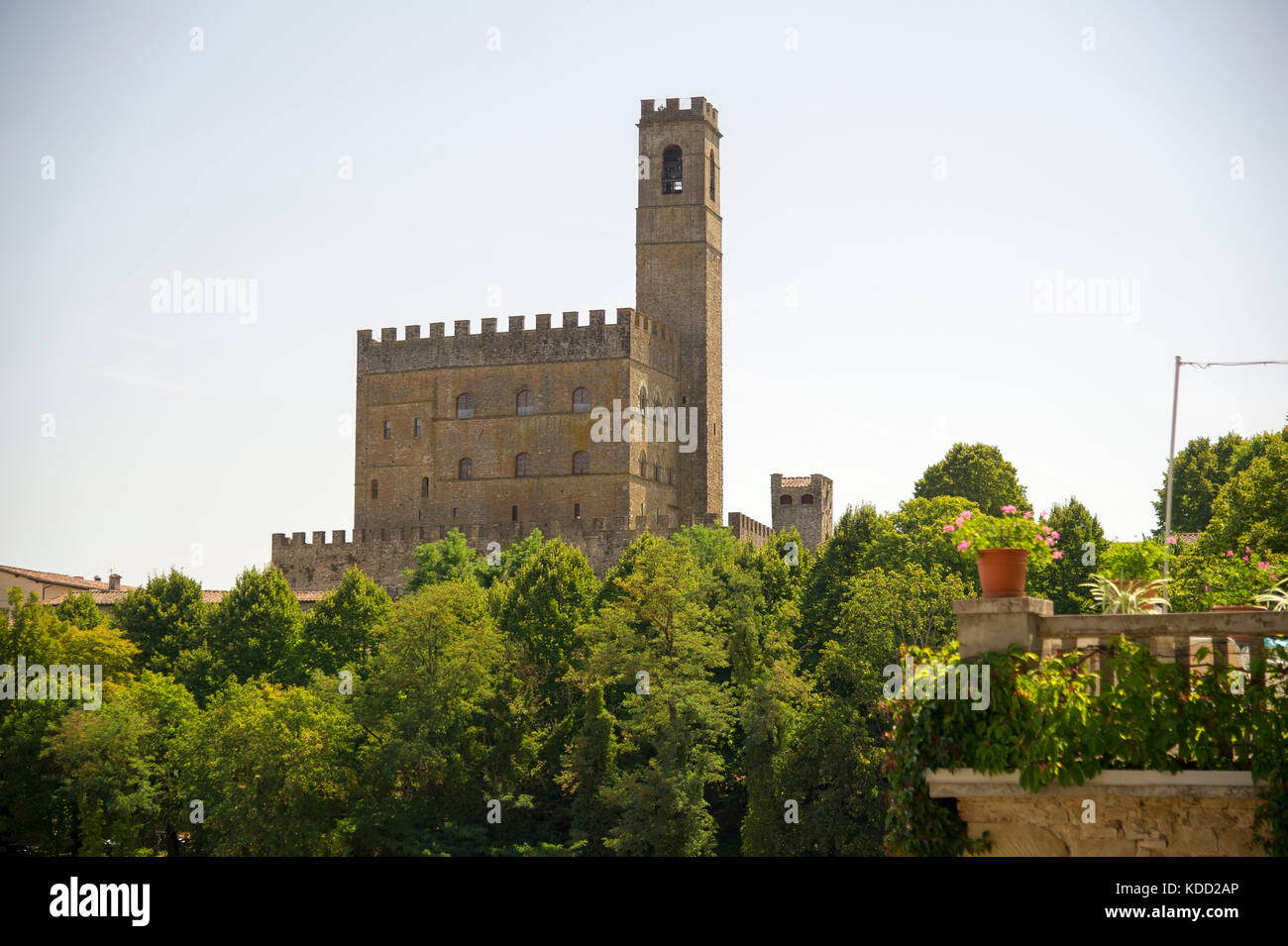 Mittelalterliche Castello di Poppi Poppi (Schloss) oder Castello dei Conti Guidi in Poppi, Toskana, Italien. 26. August 2017. Im späten 13. Jahrhundert für Powerfu gebaut Stockfoto